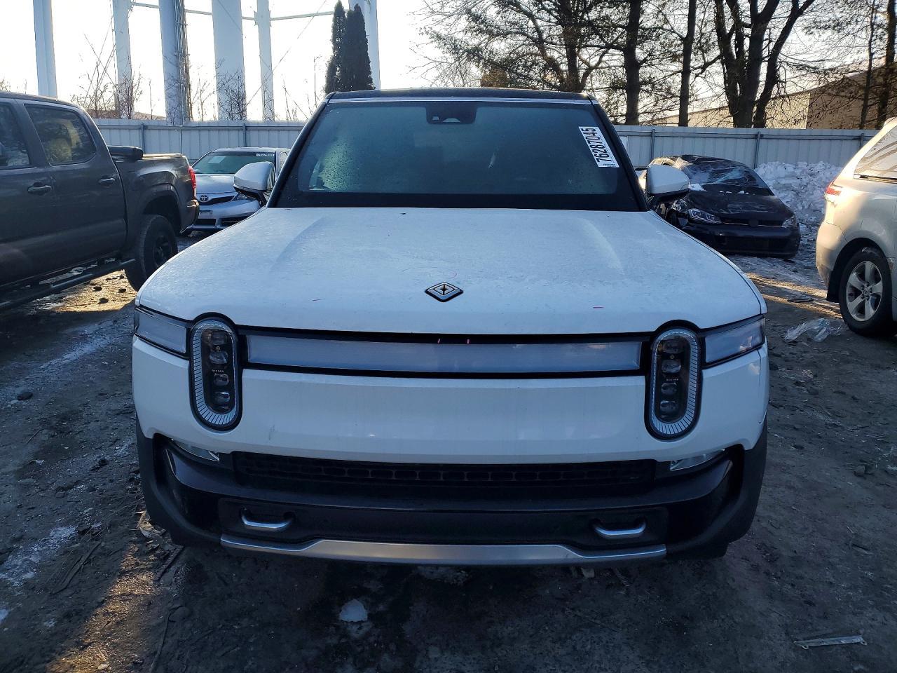 2023 Rivian R1S Adventure - Image 5