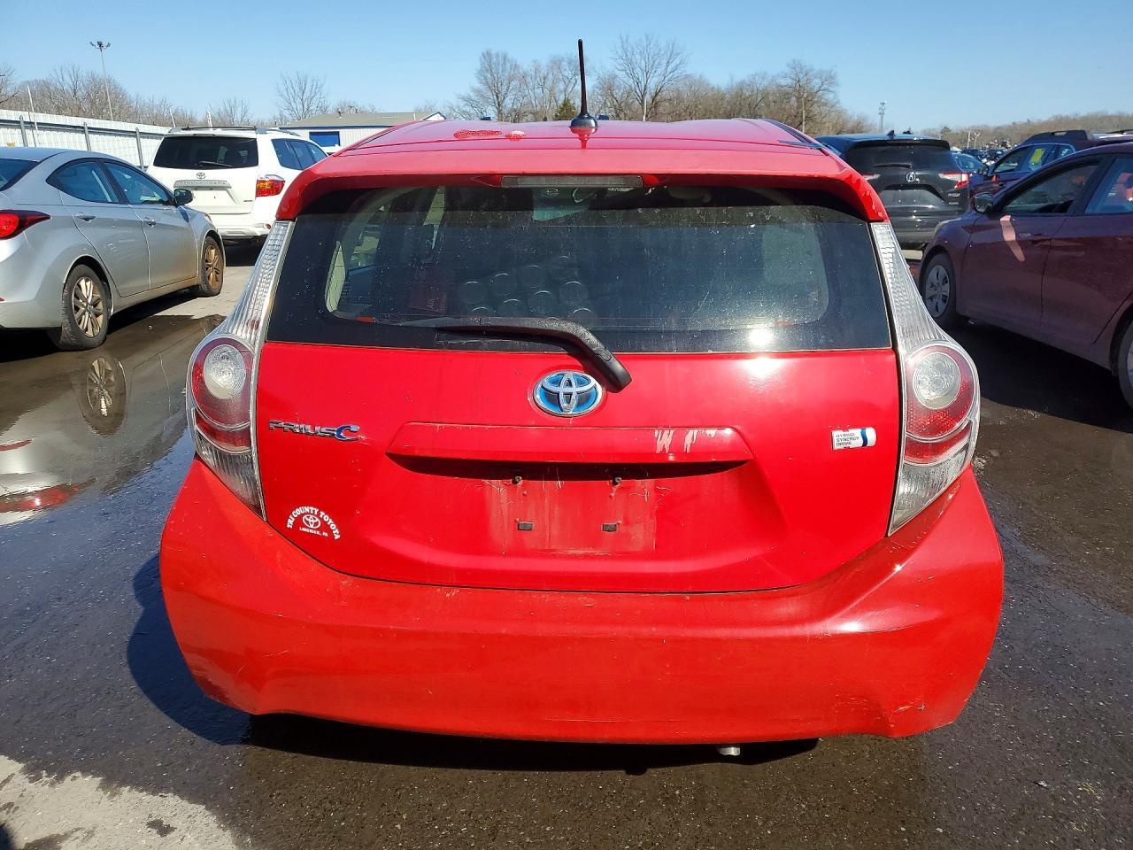 2012 Toyota Prius C - Фото 6