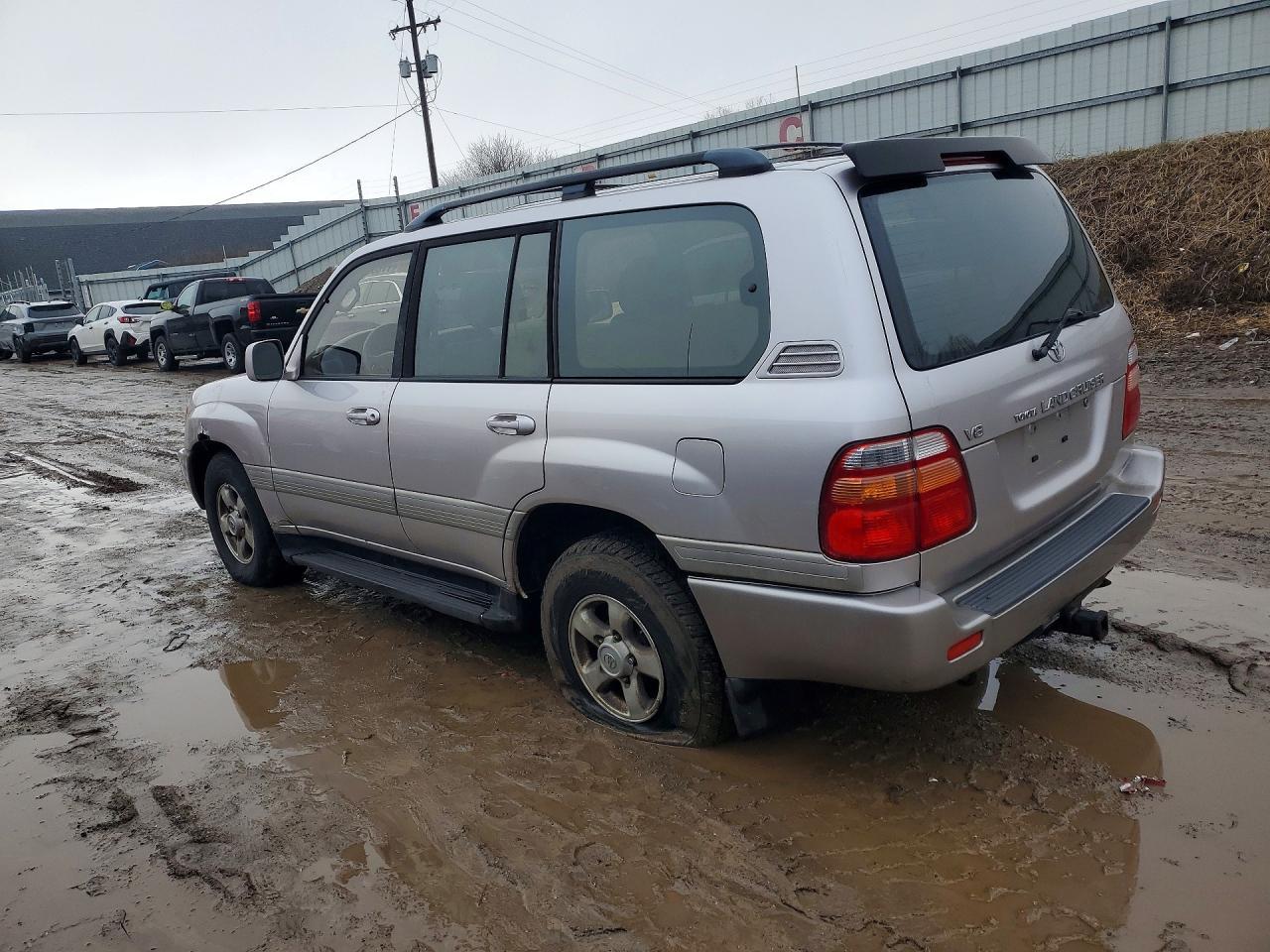 1998 Toyota Land Cruiser - Фото 2