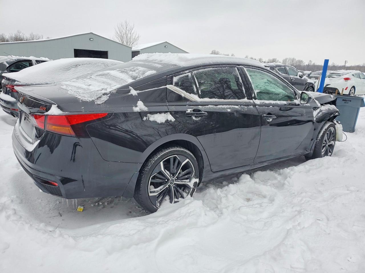 2023 Nissan Altima Sr - Image 3