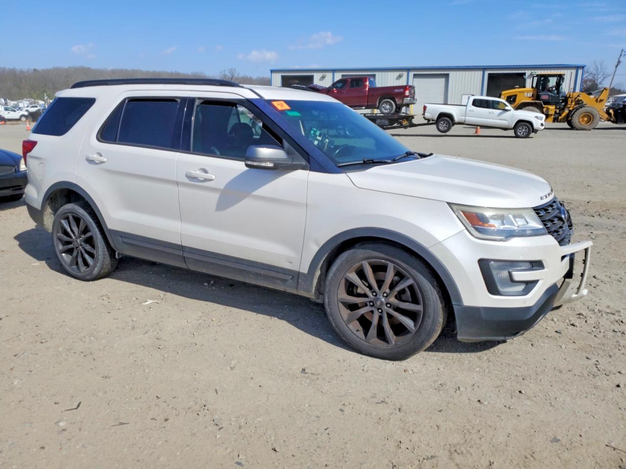 2017 Ford Explorer Xlt - Фото 4