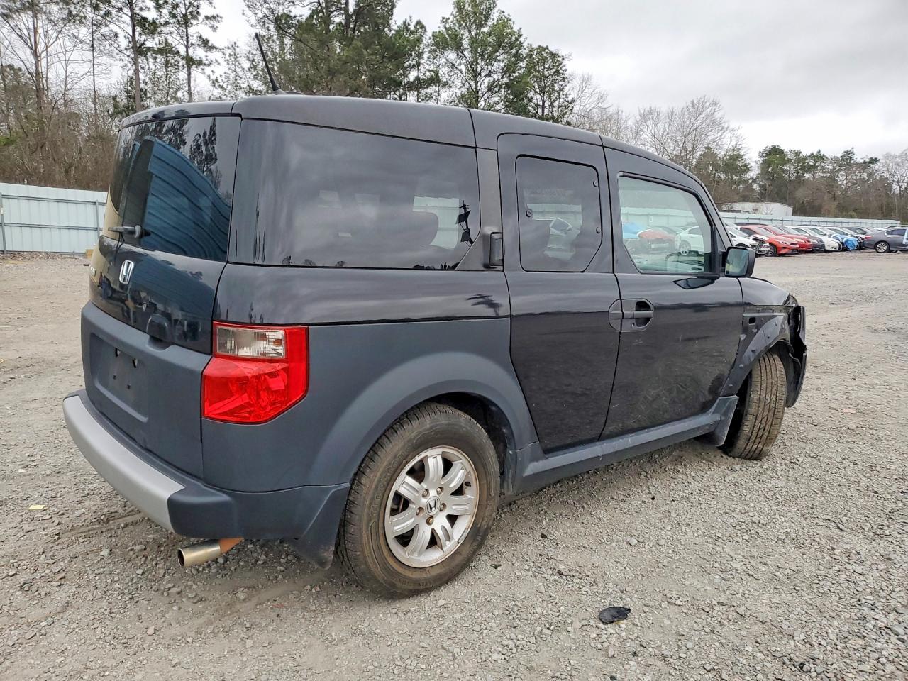 2006 Honda Element Ex - Image 3