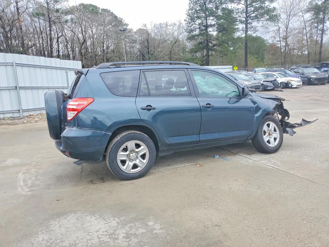 2011 Toyota Rav4 Base - Фото 3