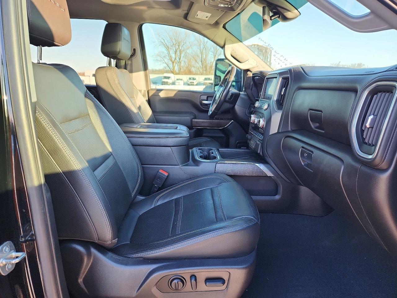 2022 GMC Sierra K3500 Denali - Фото 5
