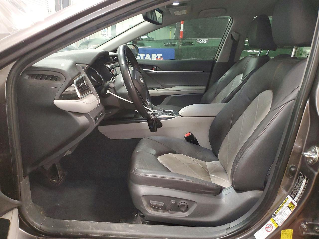 2018 Toyota Camry Hybrid - Фото 7
