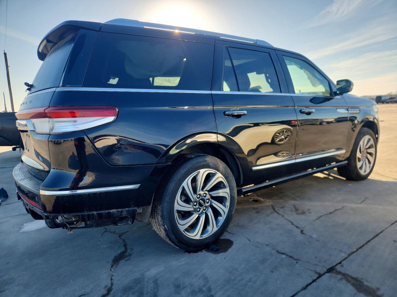 2024 Lincoln Navigator Reserve - Фото 3
