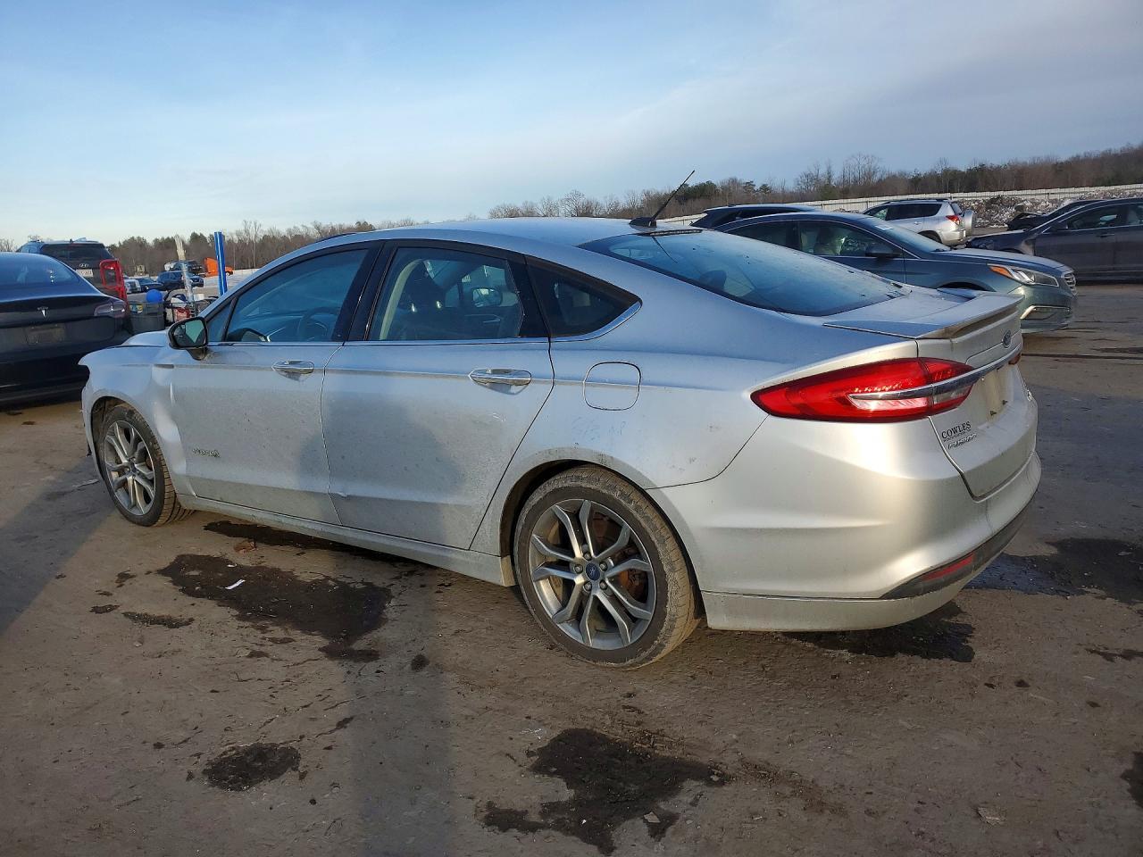 2017 Ford Fusion Se Hybrid - Фото 2