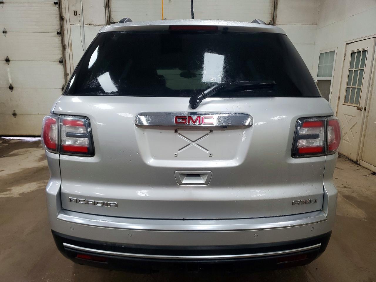 2016 GMC Acadia Sle - Image 6