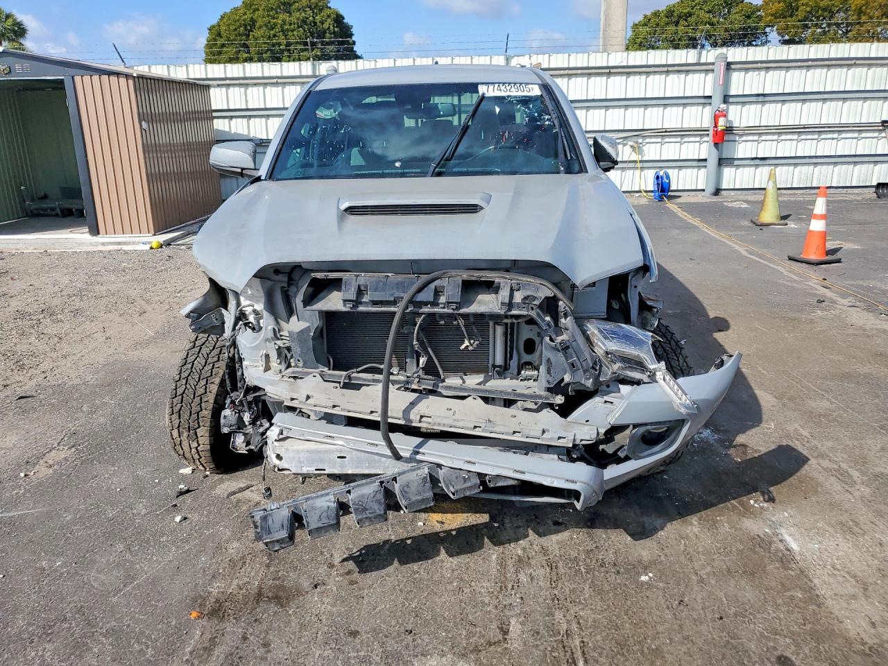 2021 Toyota Tacoma Double Cab - Фото 5