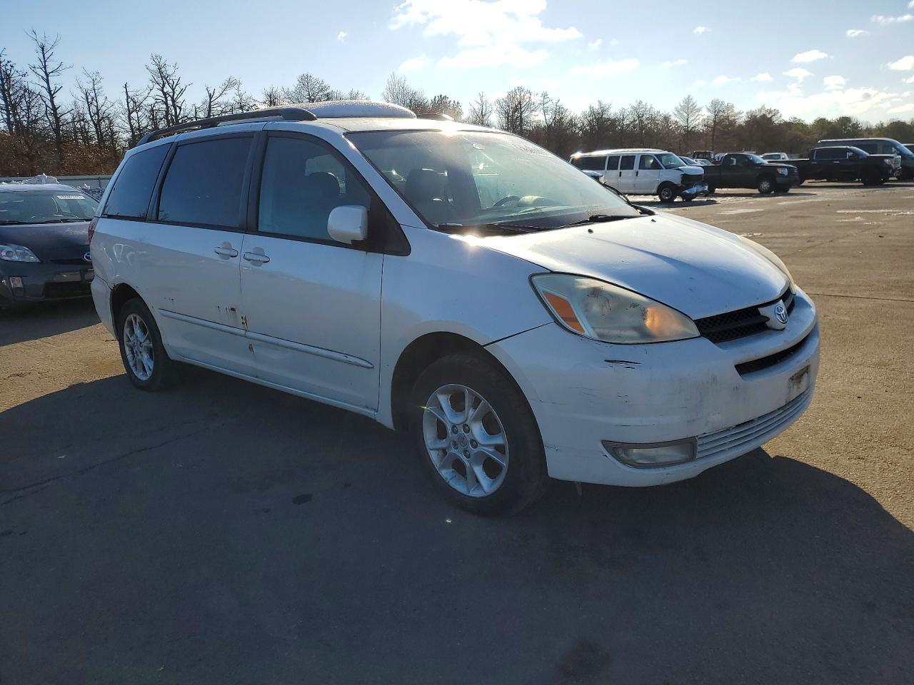 2005 Toyota Sienna - Фото 4