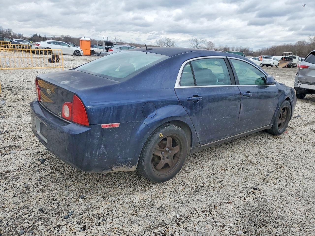 2009 Chevrolet Malibu 1Lt - Image 3