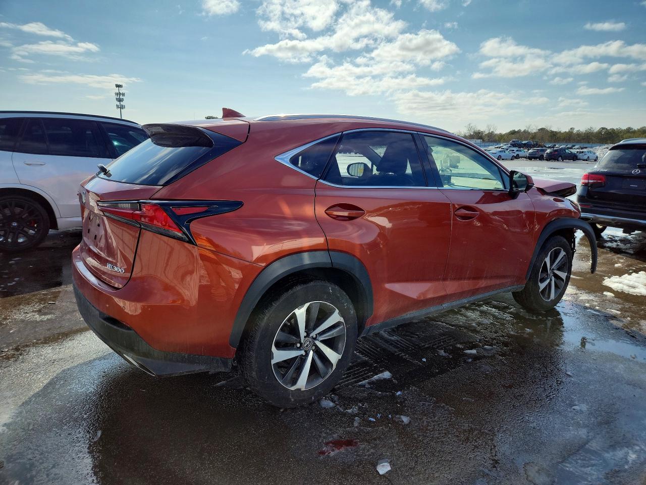 2020 Lexus Nx 300 - Фото 3