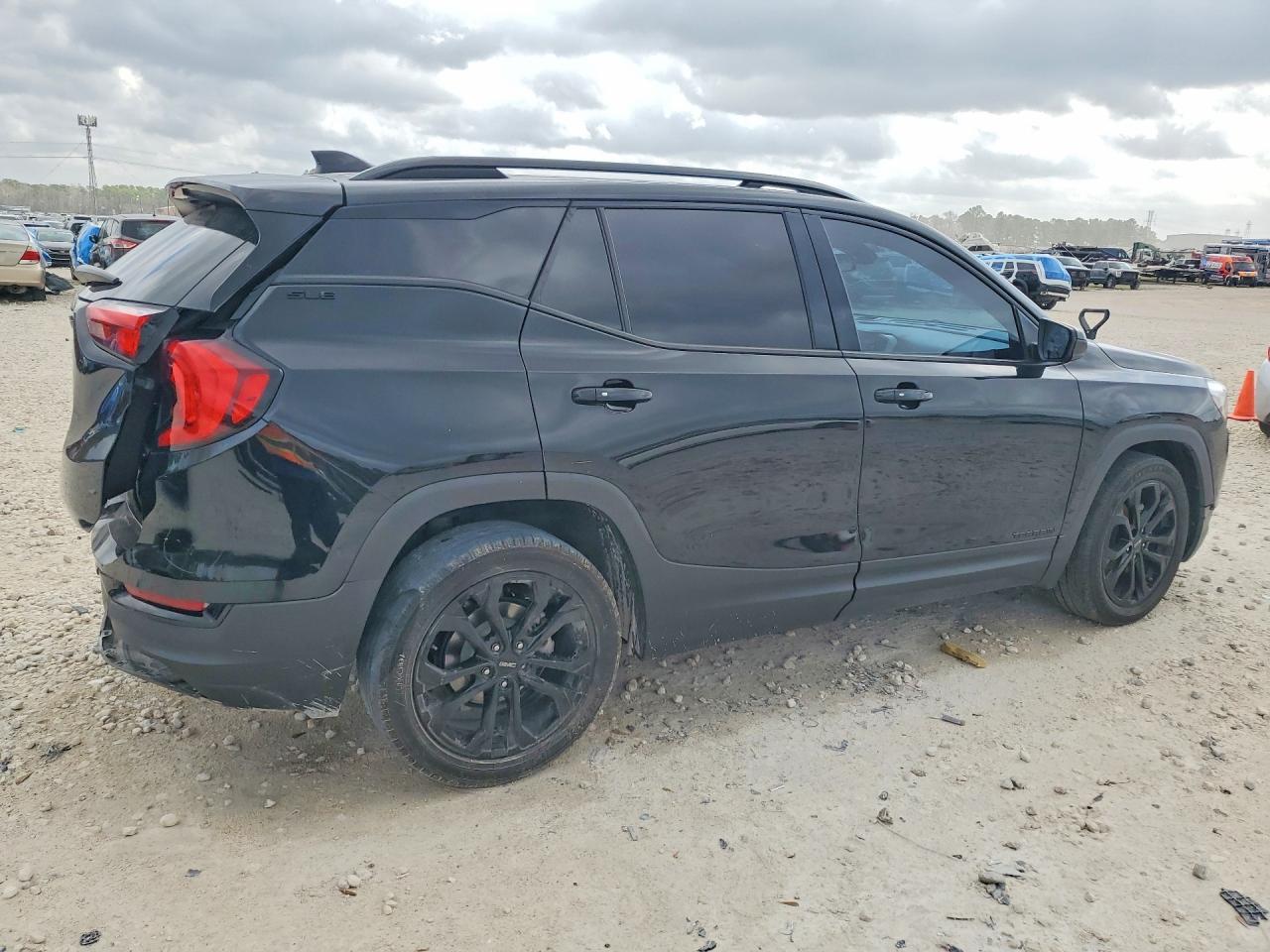 2021 GMC Terrain - Фото 3