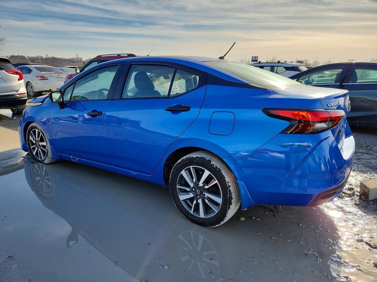 2024 Nissan Versa S - Фото 2