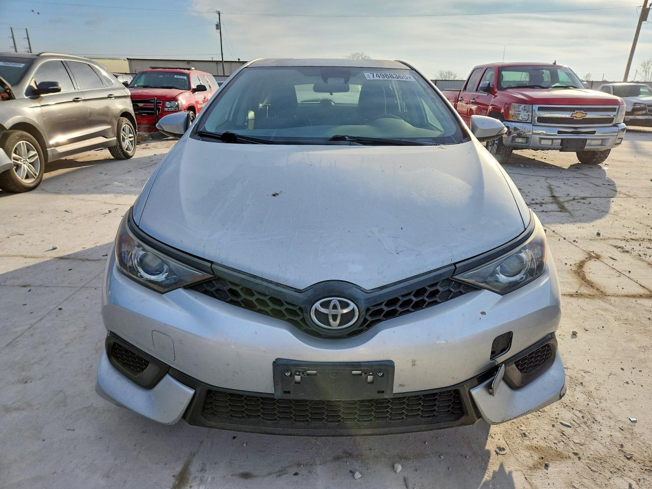 2017 Toyota Corolla Im - Image 5