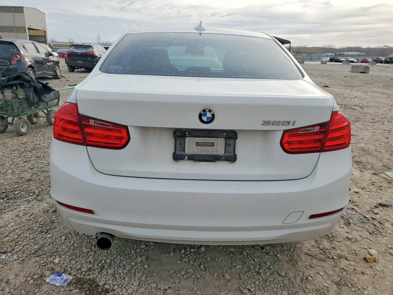 2015 BMW 320 I - Фото 6