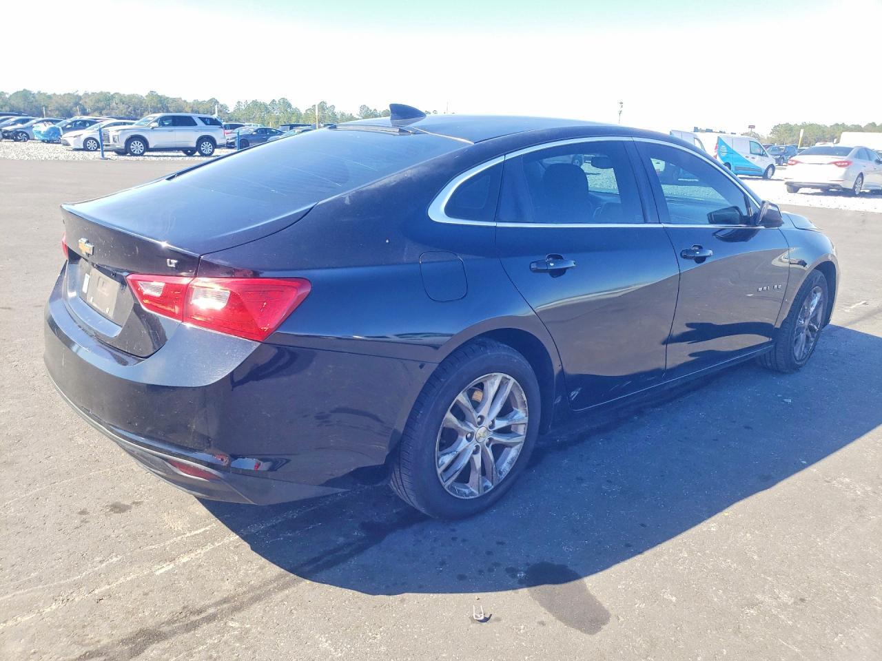 2017 Chevrolet Malibu Lt - Фото 3