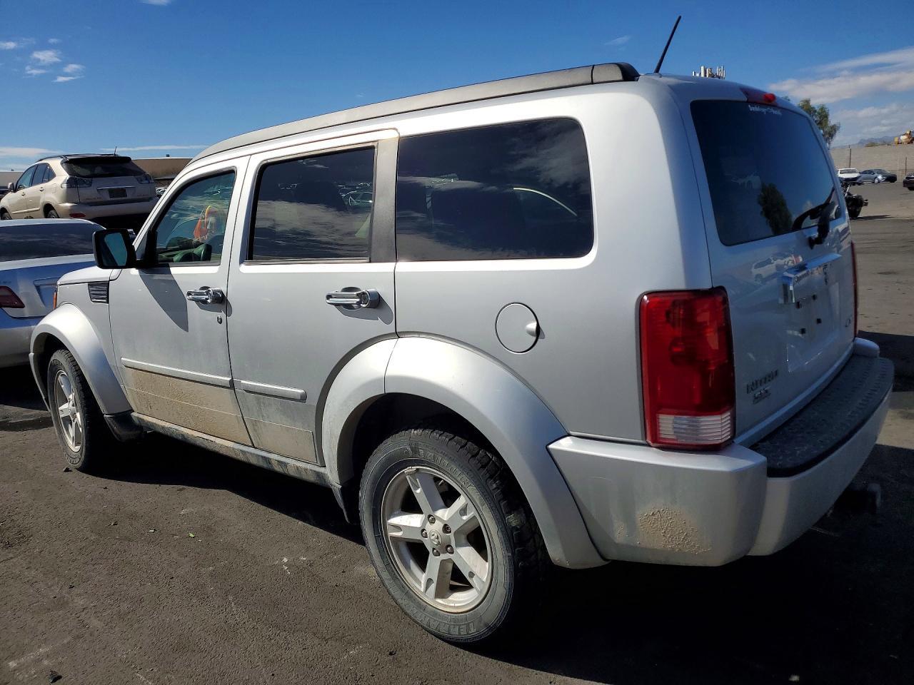2007 Dodge Nitro Slt - Image 2