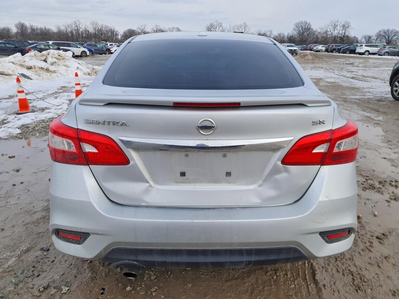 2019 Nissan Sentra S - Image 6