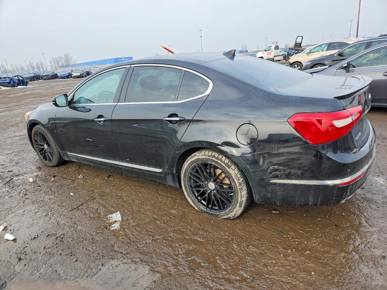 2015 Kia Cadenza Premium - Image 2