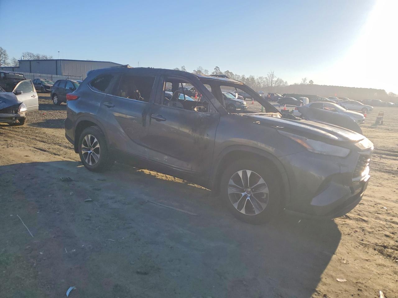 2020 Toyota Highlander Xle - Image 4