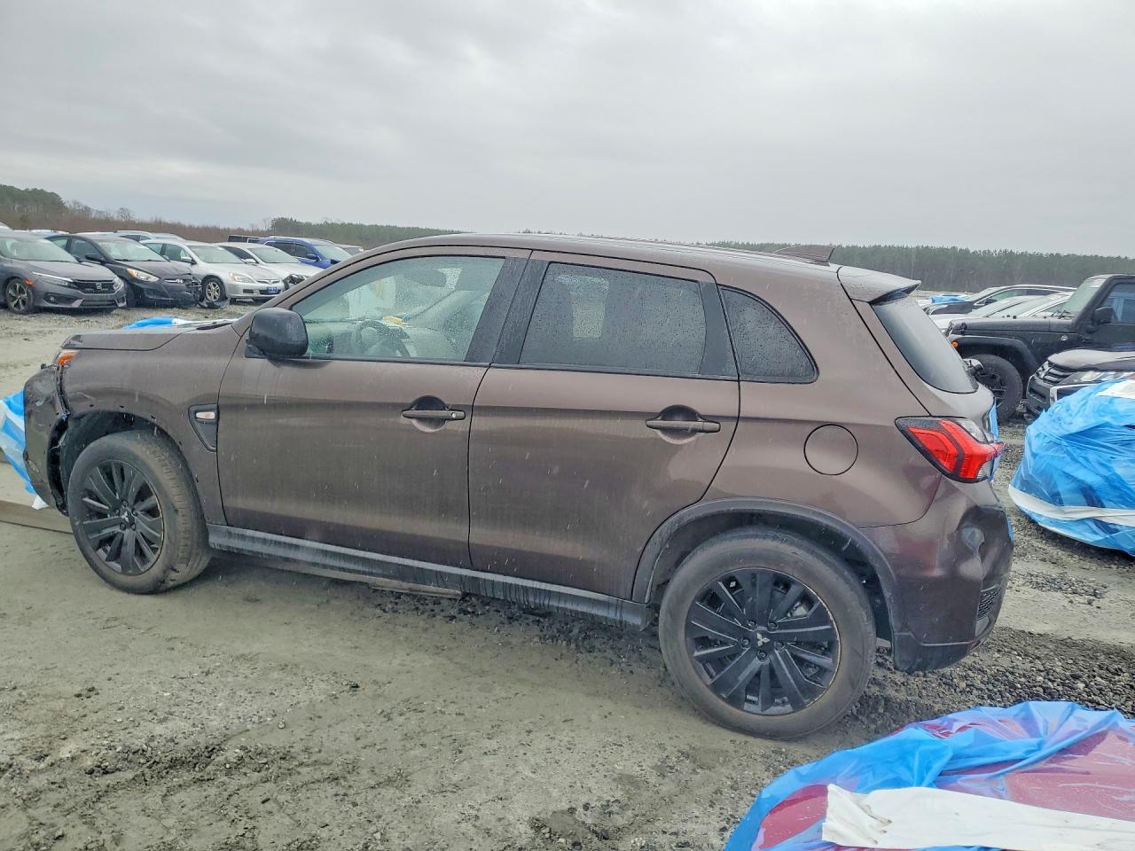 2023 Mitsubishi Outlander Sport S - Фото 2