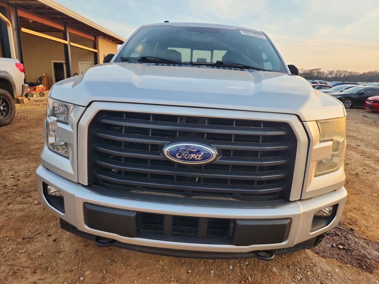 2017 Ford F150 Supercrew - Фото 5