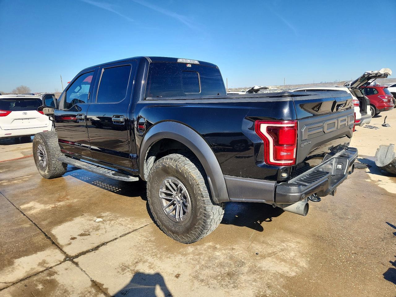 2019 Ford F150 Raptor - Фото 2