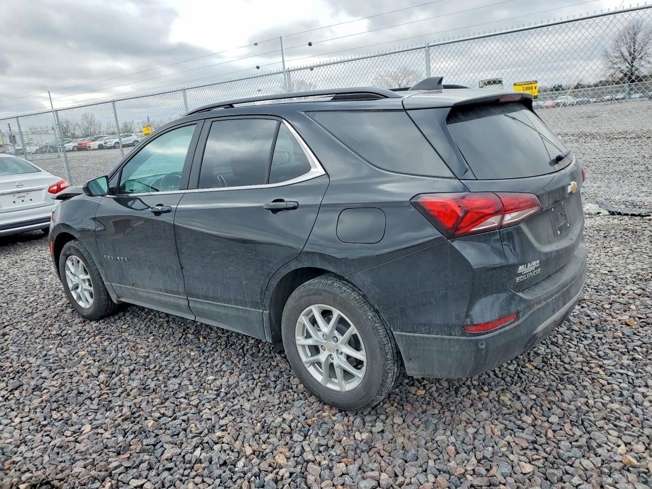 2024 Chevrolet Equinox Lt - Image 2