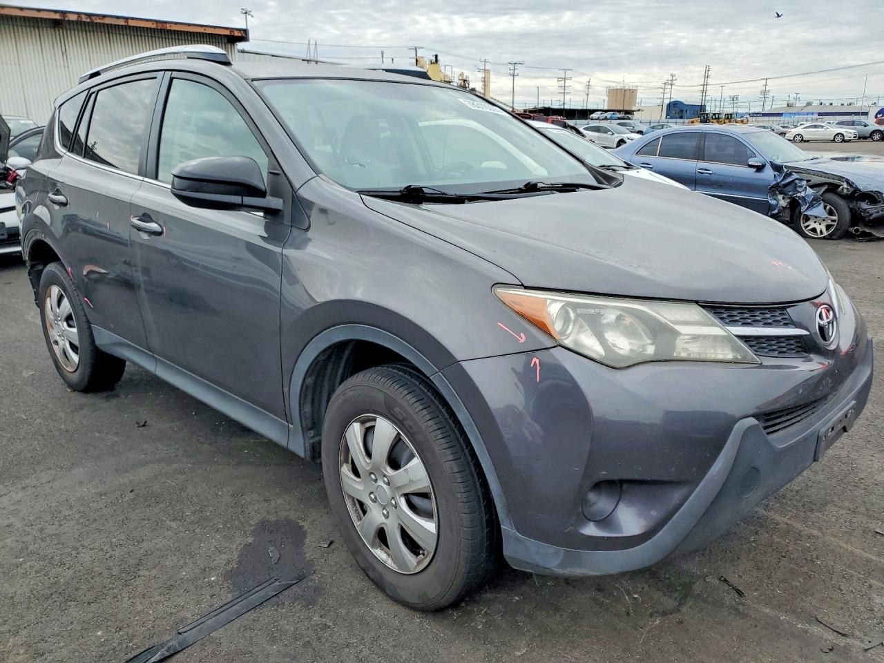 2014 Toyota Rav4 Le - Image 4
