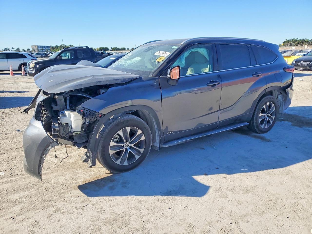 2025 Toyota Highlander