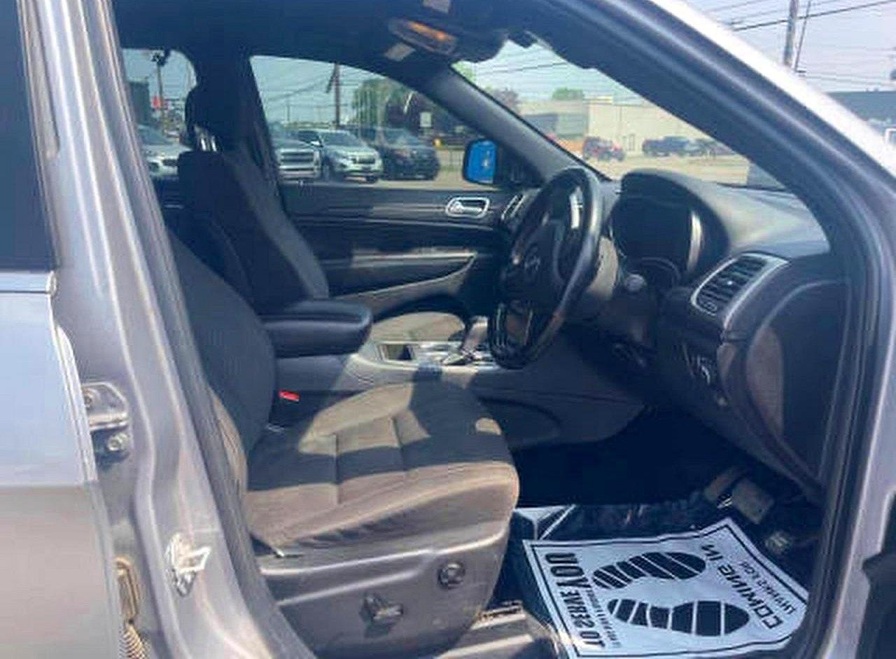 2020 Jeep Grand Cherokee Laredo - Фото 5