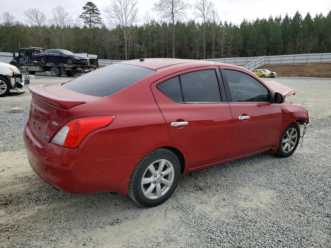 2014 Nissan Versa - Фото 3