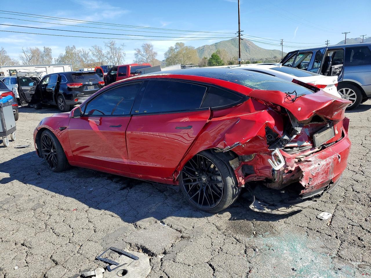 2022 Tesla Model 3 - Image 2