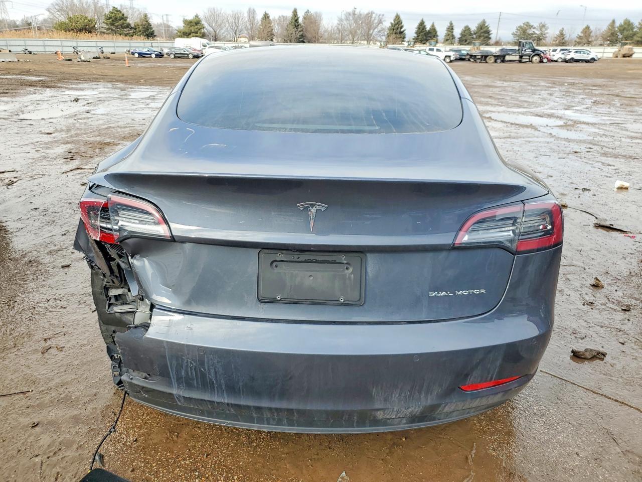 2022 Tesla Model 3 - Фото 6