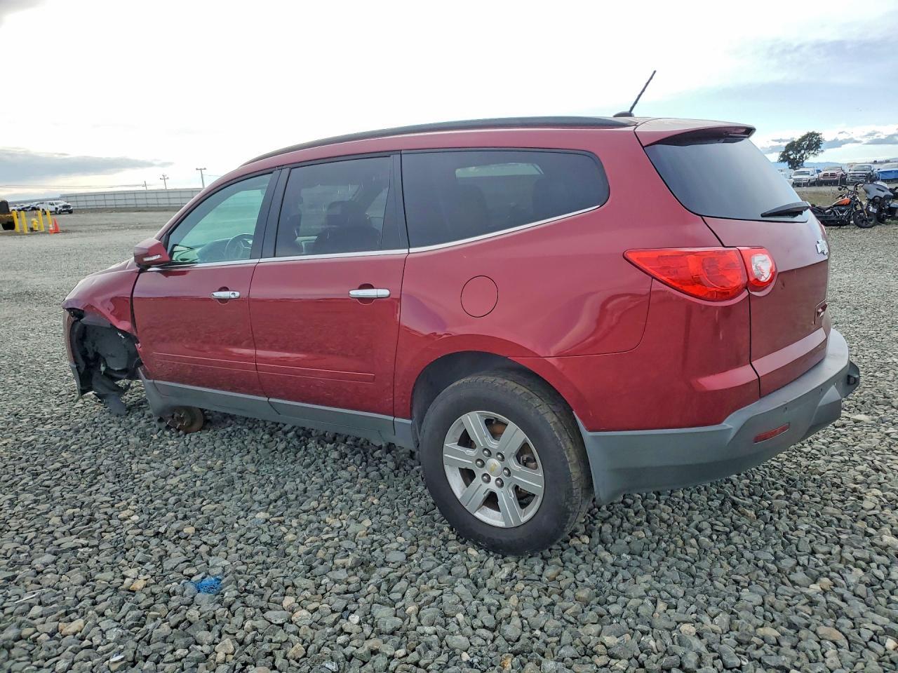 2011 Chevrolet Traverse Lt - Фото 2