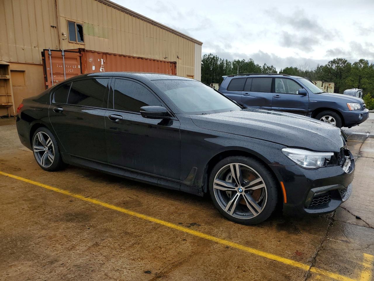 2019 BMW 740 I - Фото 4