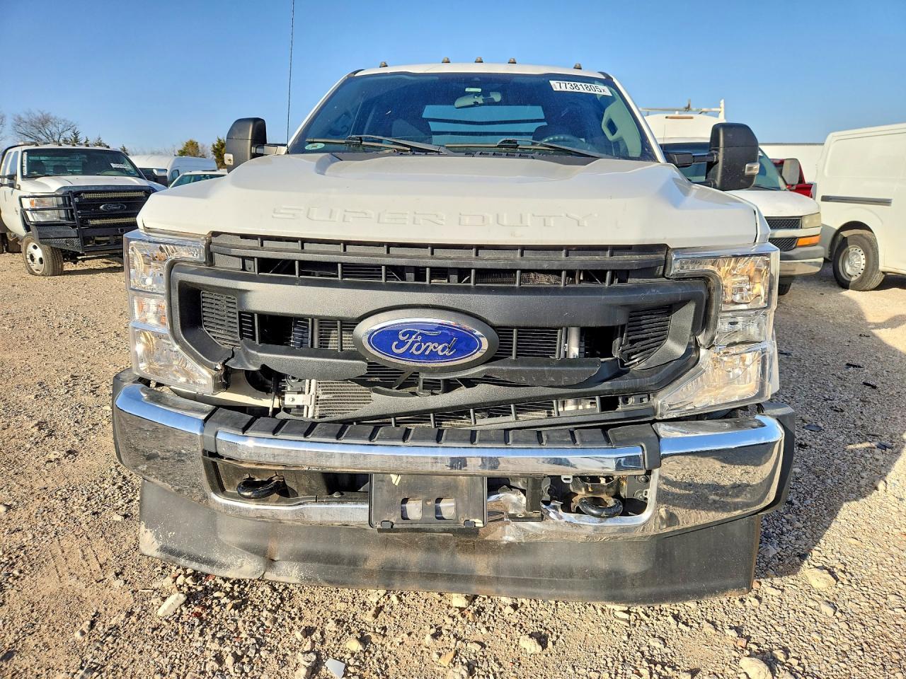 2022 Ford F350 Super Duty Flatbed Truck - Фото 5