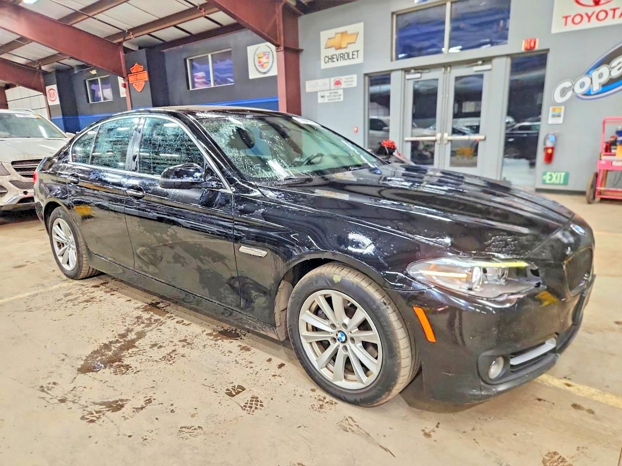 2015 BMW 528 Xi - Image 4