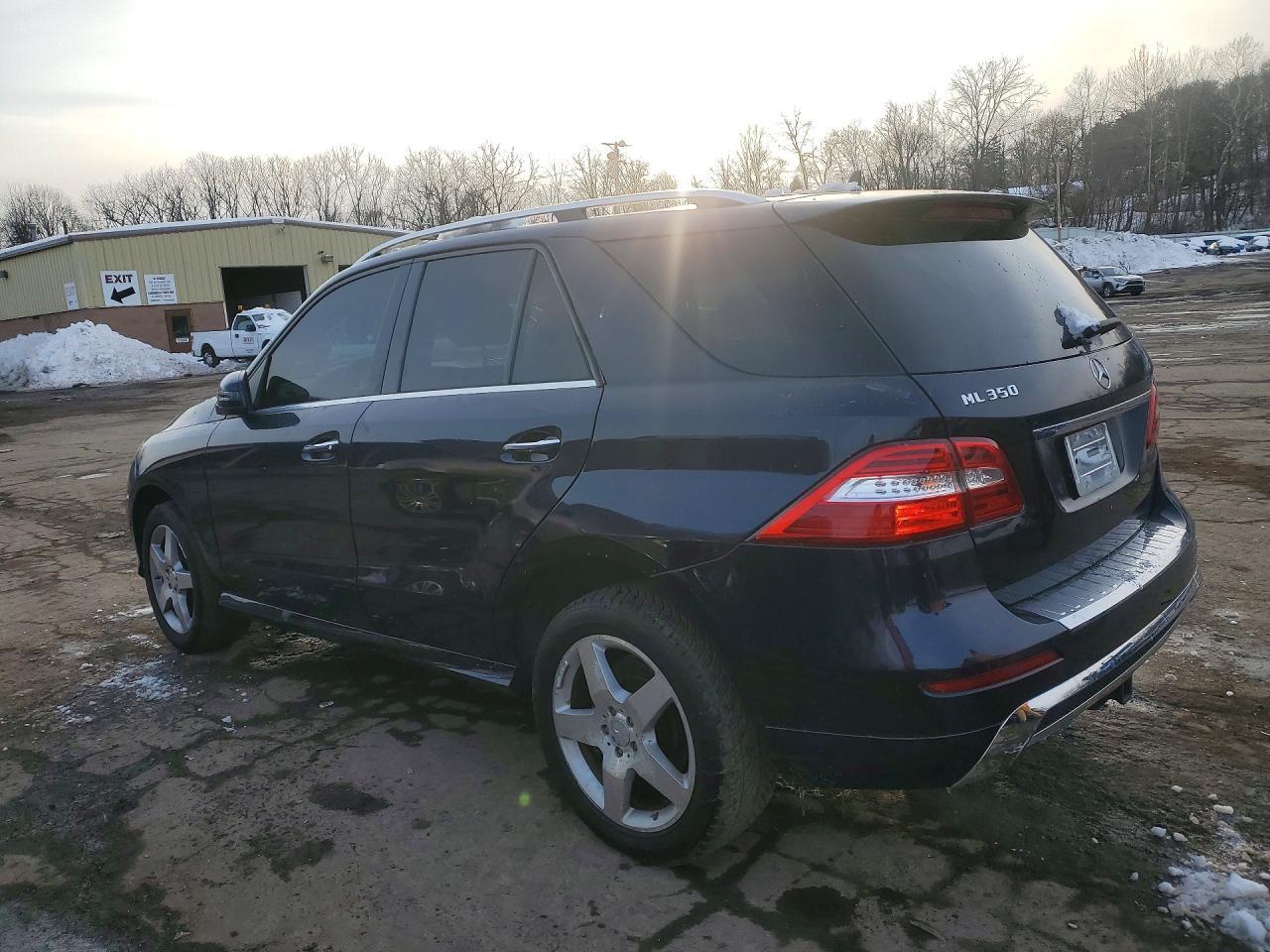 2014 Mercedes-Benz Ml 350 - Image 2