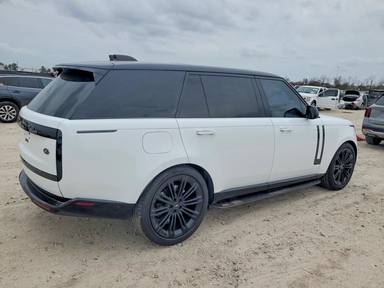 2023 Land Rover Range Rover Se - Фото 3
