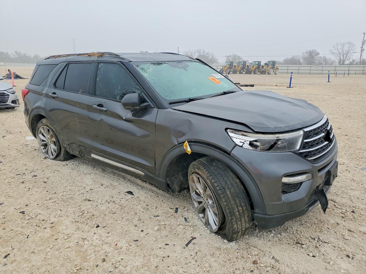 2020 Ford Explorer Xlt - Image 4