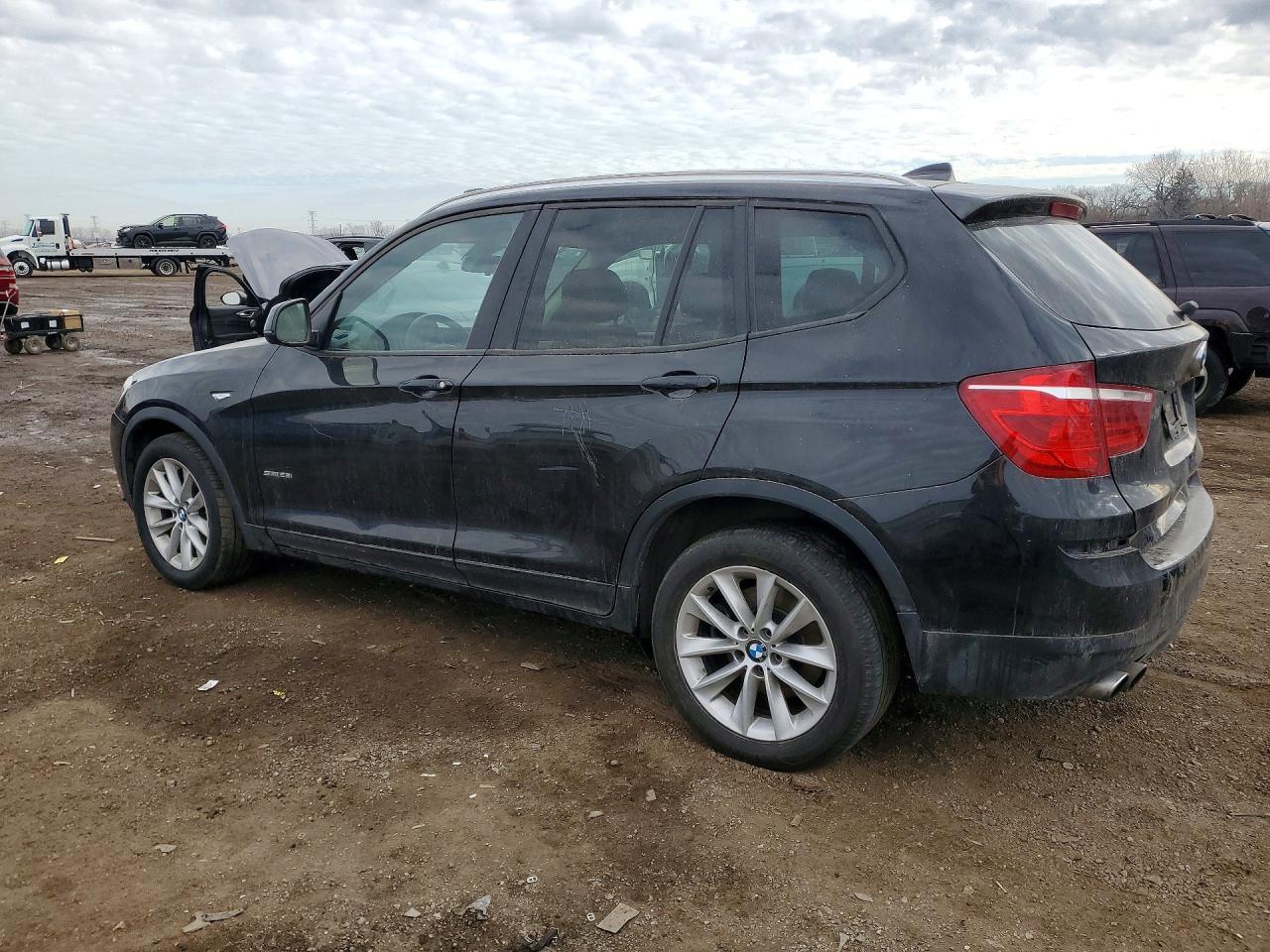 2017 BMW X3 Sdrive28I - Фото 2