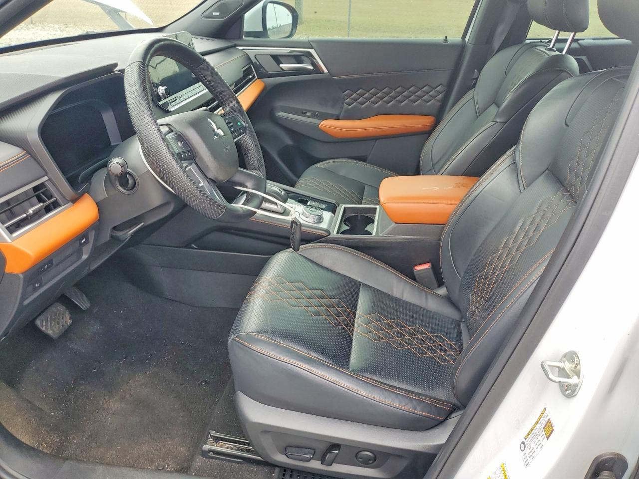 2023 Mitsubishi Outlander Sel - Фото 7