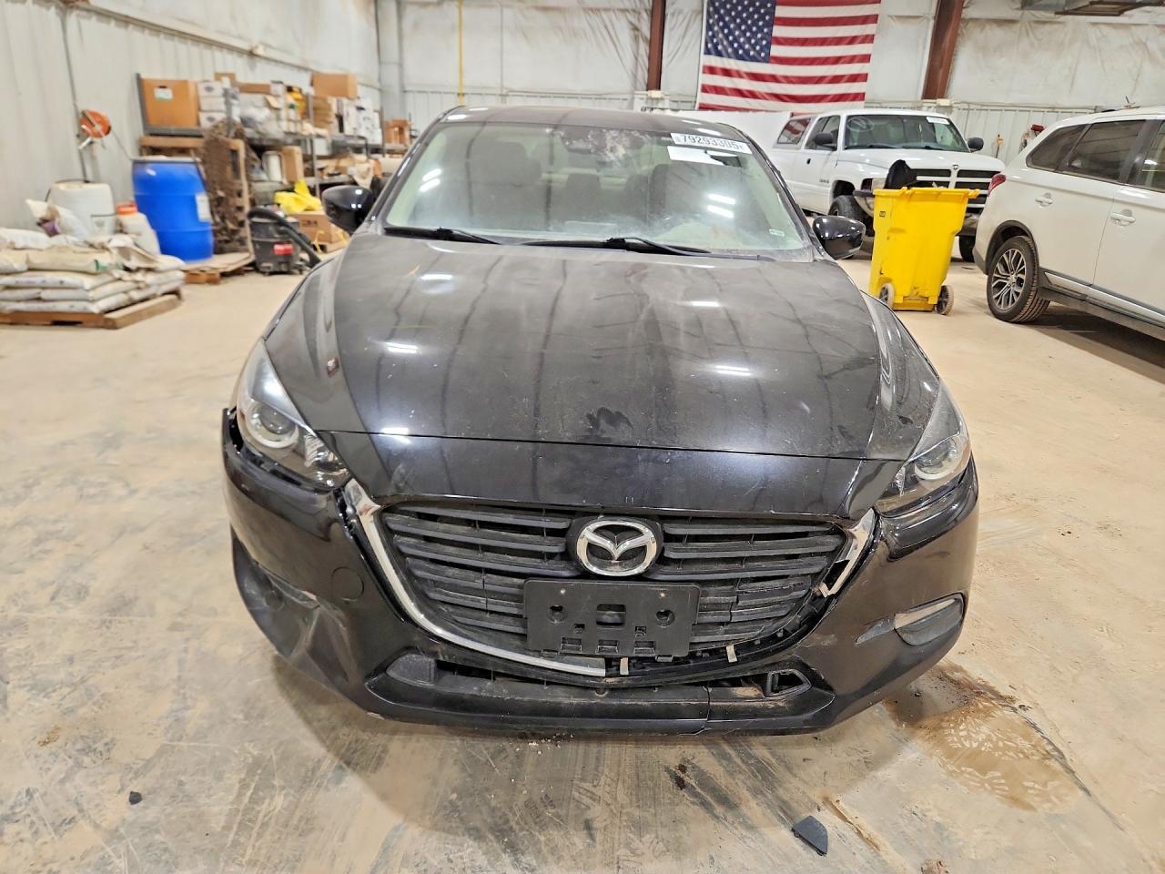 2017 Mazda 3 Touring - Image 5