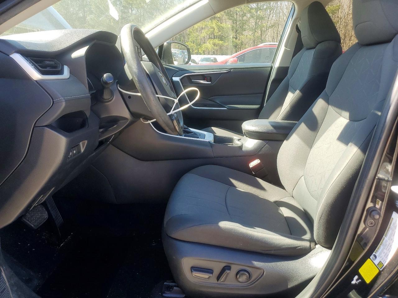 2021 Toyota Rav4 Xle - Фото 7