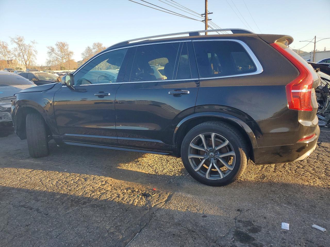 2018 Volvo Xc90 T6 - Image 2