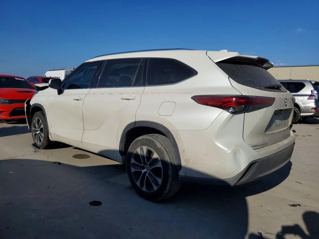 2020 Toyota Highlander Xle - Фото 2