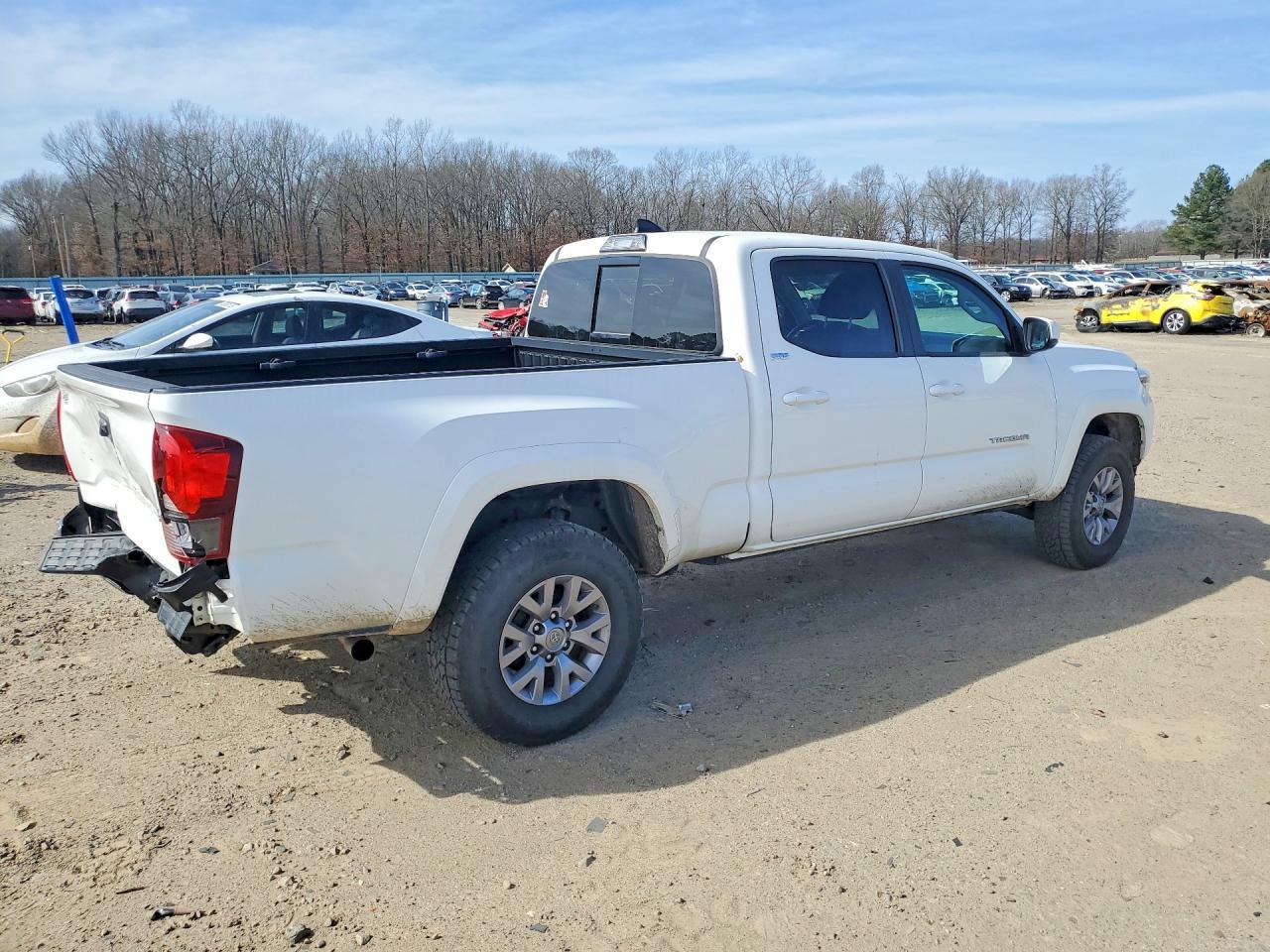 2019 Toyota Tacoma Double Cab - Фото 3