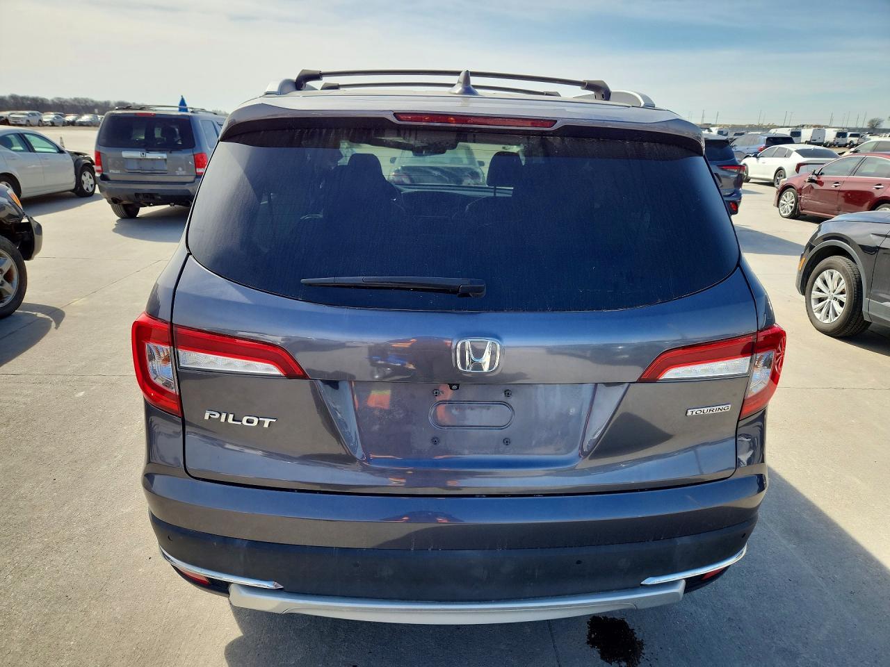 2020 Honda Pilot Touring - Фото 6
